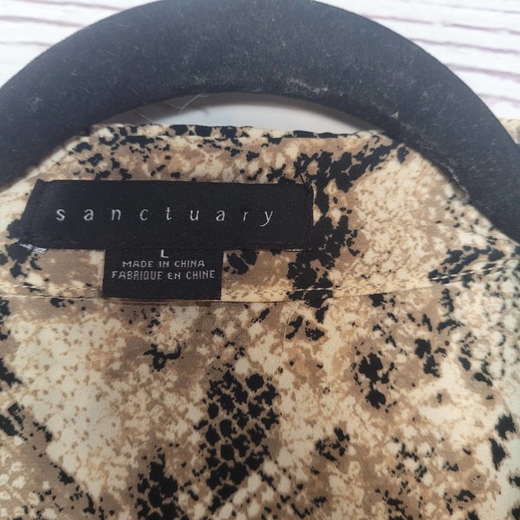 Sanctuary Snakeskin Print Short Sleeve Front Tie Boxy Top Womans Size Large - Picture 5 of 6